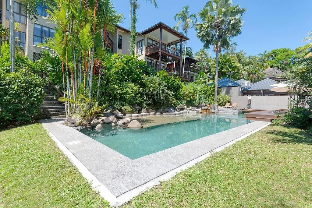 The Point Apartment No.3 - Executive 3 Bedroom Apartment In Town Port Douglas