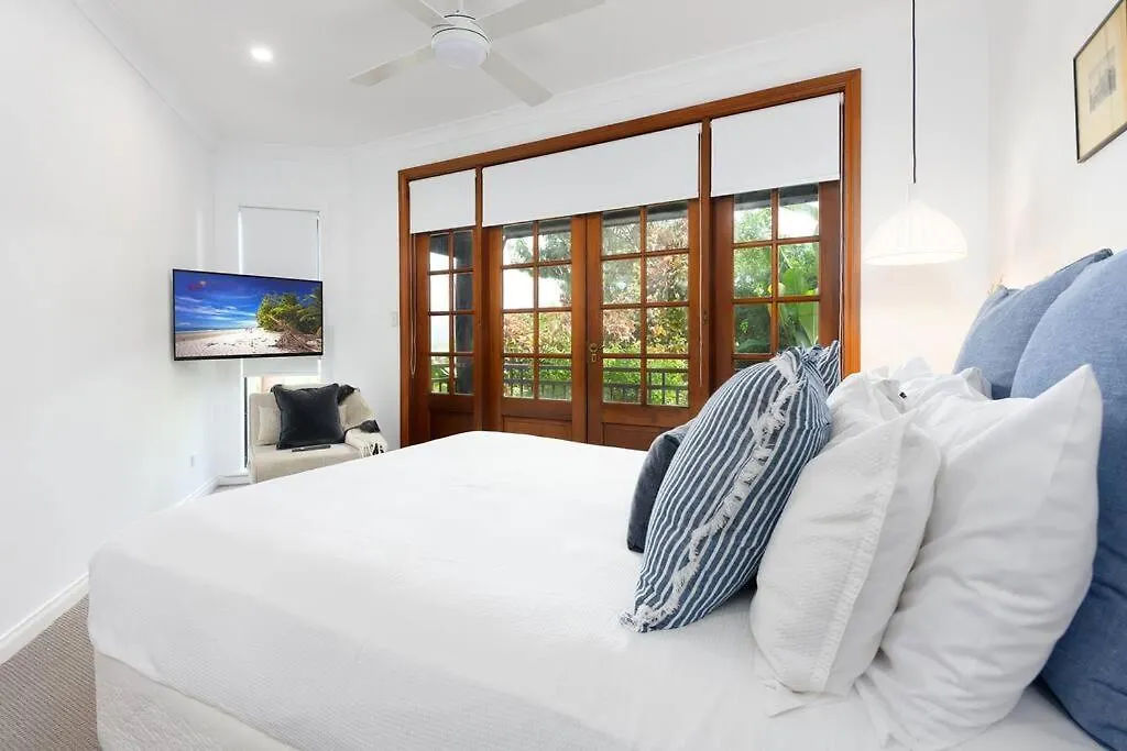 The Point Apartment No.3 - Executive 3 Bedroom Apartment In Town Port Douglas Australia